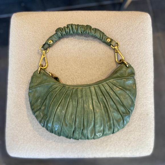 Shoulder Bag "LUNA" in light green - Picture 5 of 7